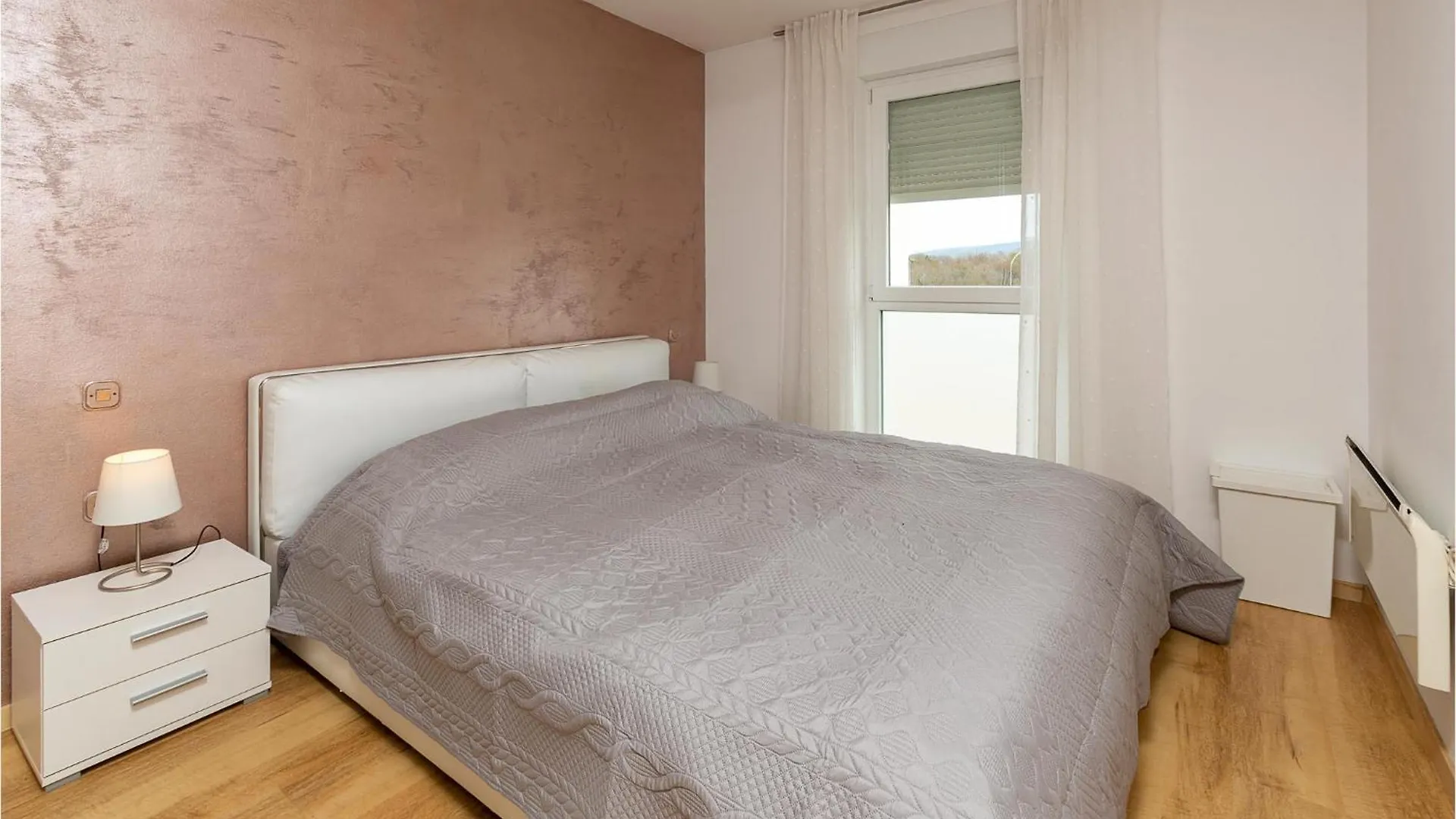 Awesome Apartment In Labin With Kitchen
